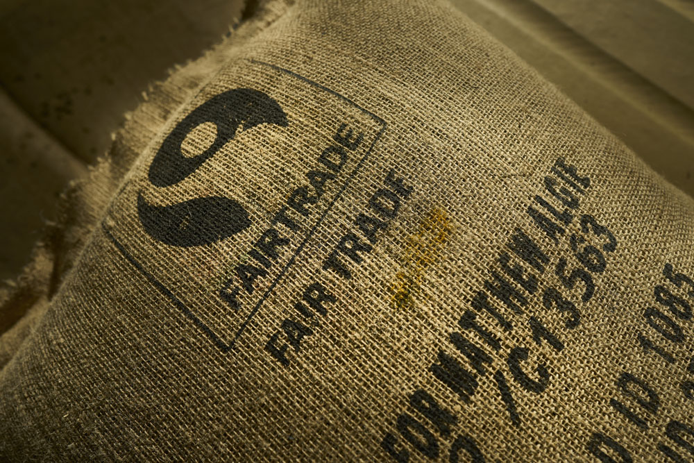 Green beans in hessian bag - Fairtrade certified