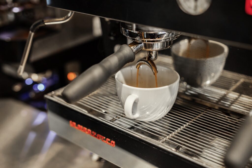 La Marzocco pouring espresso